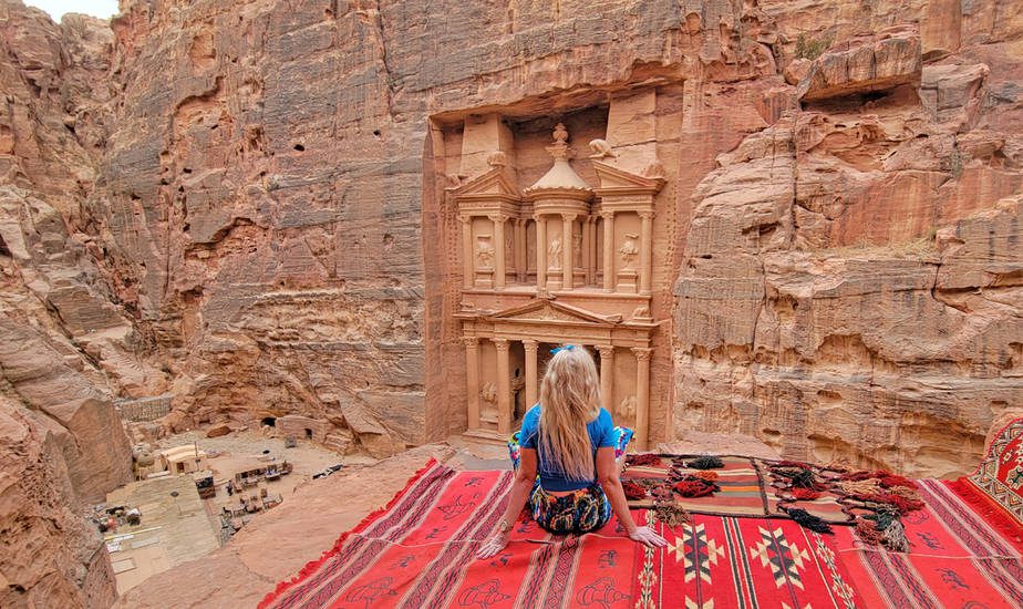 Discover Petra: Jordan's Rose-Red Wonder